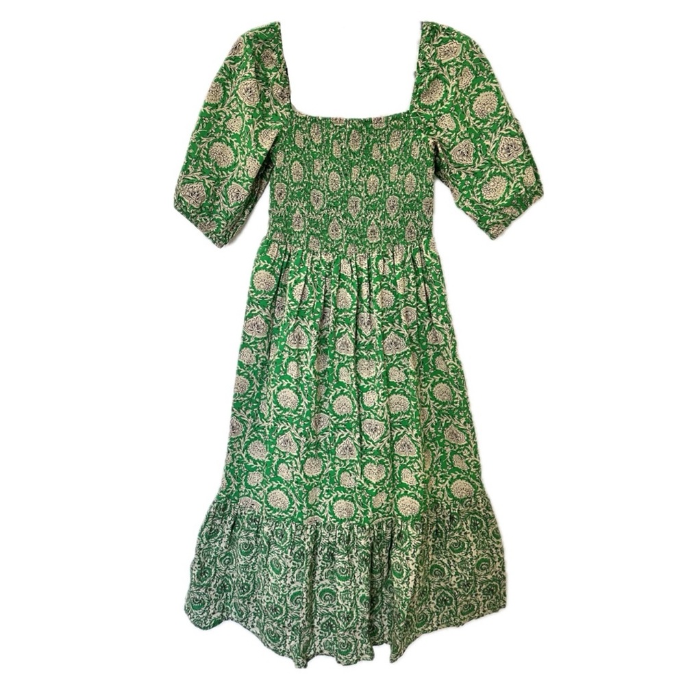 House of Harlow 1960 green smocked dress with puff sleeves